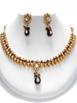 Polki Necklace Set